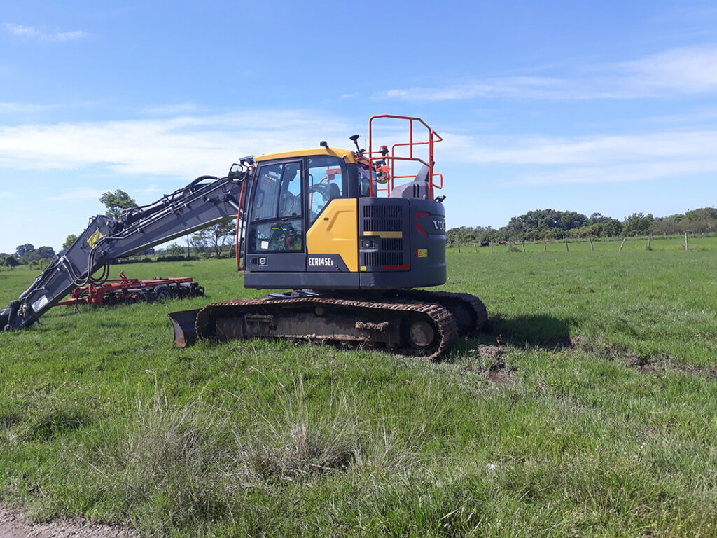 tracteur champ guyane